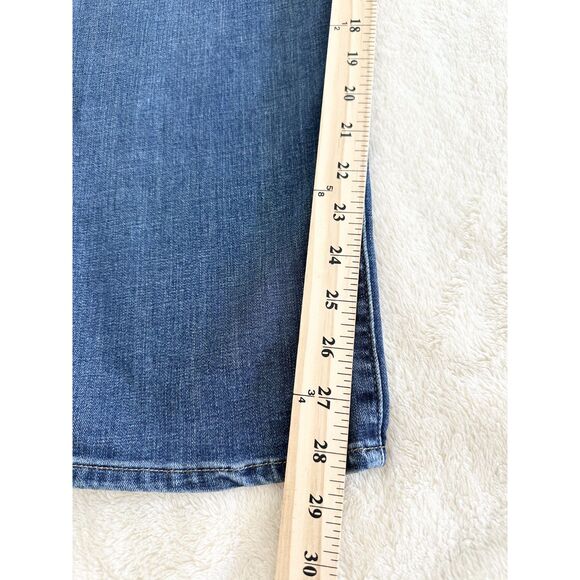 Levi's Jeans Womens Plus Size 22W Blue Wash Mid Rise Straight Denim - Picture 9 of 12